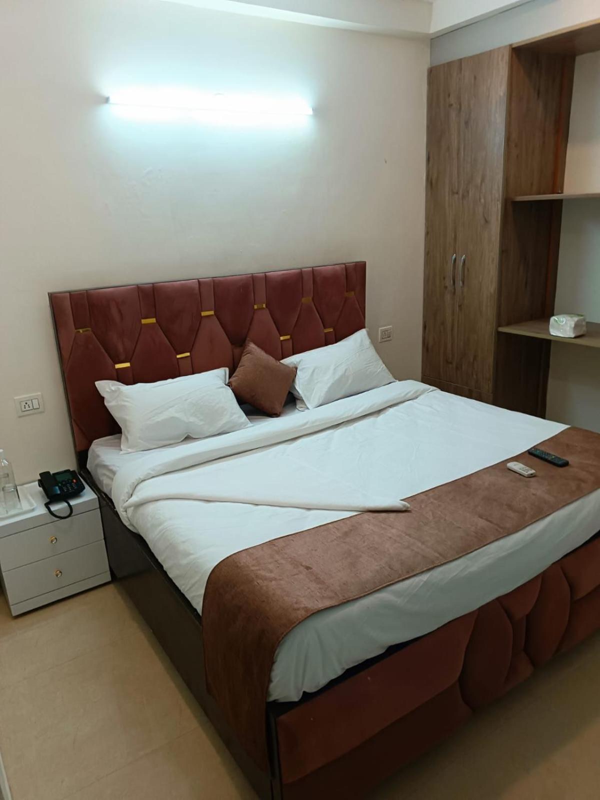 Soooper Hotel Gurgaon Exterior photo